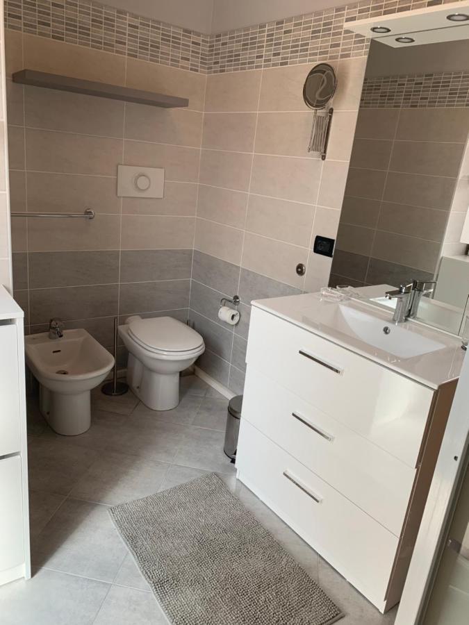 Casa Bea Apartment เกรโมนา ภายนอก รูปภาพ