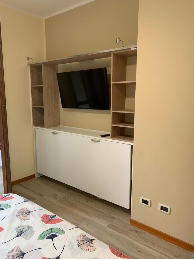 Casa Bea Apartment เกรโมนา ภายนอก รูปภาพ